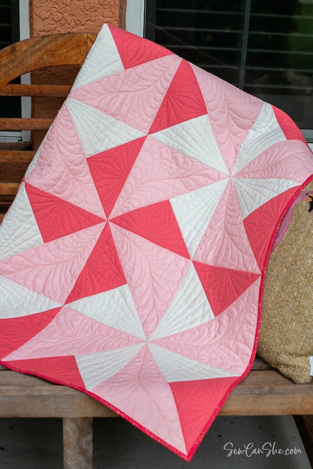 15 Beautiful Free Baby Quilt Patterns
